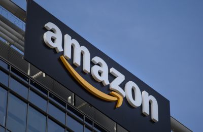 Hold the iPhone! Amazon primed to be larger than Apple