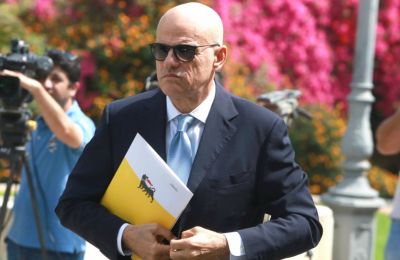 ENI CEO Claudio Descalzi at the Presidential Palace 