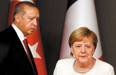 Berlin pushing Greece, Turkey dialogue