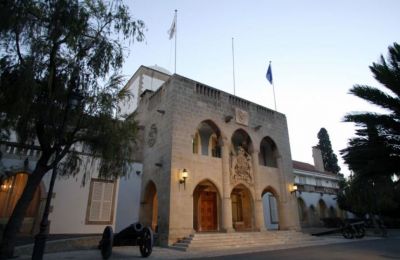 Cyprus suspends golden passport programme