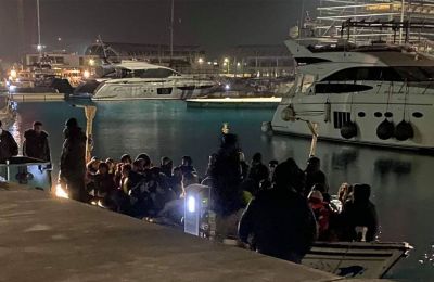 Migrants at sea reach Cyprus after dark