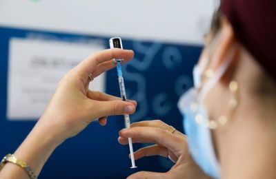 Coronavirus: Israel prepares for fourth dose and vaccinations every 5-6 months