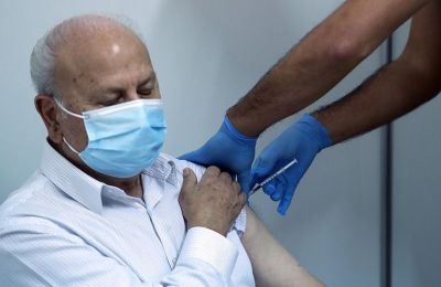 Vaccinations against Influenza 'A' begin for the elderly