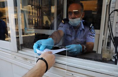 Vaccinated in Cyprus granted checkpoint boon