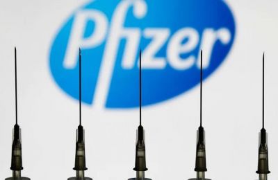 Pfizer: Three doses of the vaccine does neutralize Omicron 