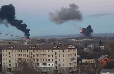 Russian invasion begins, missiles rain down on Kiev 