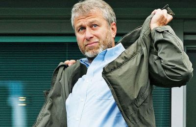 Roman Abramovich asking friends for loans