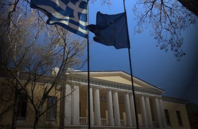 Russia strikes back with expulsion of Greek diplomats