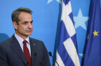 Mitsotakis urges Erdogan to take position on map depicting Greek islands as Turkish