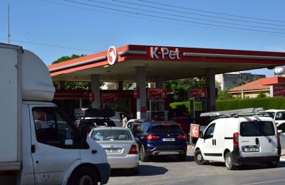 Greek Cypriots bring in millions in food and fuel purchases, says T/C newspaper