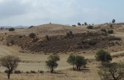 Broken fortress discovered under 'mega-monument' burial mound in Cyprus