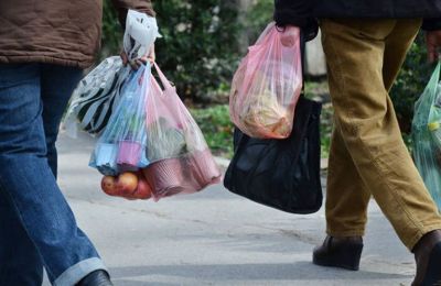 No more plastic bags in supermarkets from October 1st