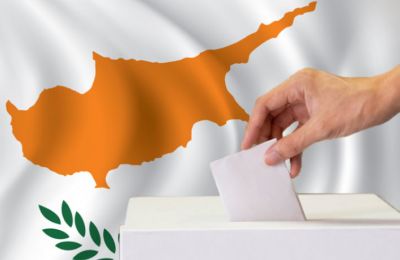 Candidates continue campaigning both inside and outside of Cyprus