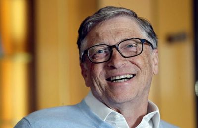 Those born in 20 years will live better, says Gates