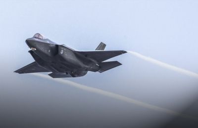 'Greek fan' Menendez boasts F35 okay for Athens