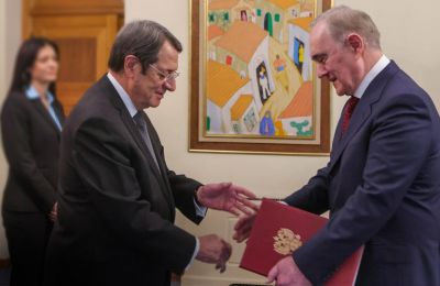 Russian ambassador ceremony in Cyprus draws on friendship