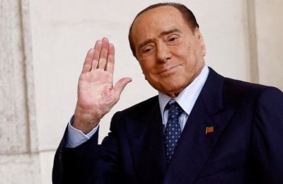 Silvio Berlusconi diagnosed with leukemia