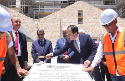 President Christodoulides lays foundation stone for AUB Mediterraneo in Paphos