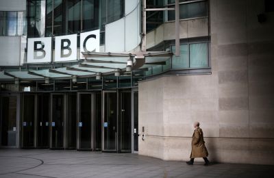 BBC under fire for alleged payment of child for explicit photos