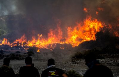 Deadly blazes strike Mediterranean nations