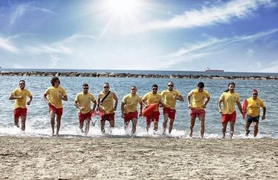 Surf's Up! Ministry boosts lifeguard services on Cyprus beaches