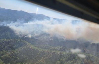 International aid rushed to tackle wildfire in mountain communities