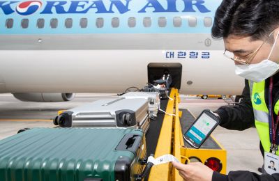 Step up, weigh in! Korean Air weighs passengers for safety