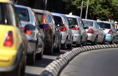 Are Cypriots stuck in traffic by choice?