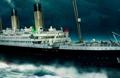 Titanic dinner menu resurfaces for auction