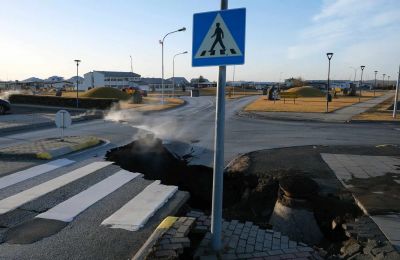 Icelandic authorities brace for eruption following earthquakes and magma surge