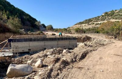 Developer's double plea amidst partially frozen road project in Akamas