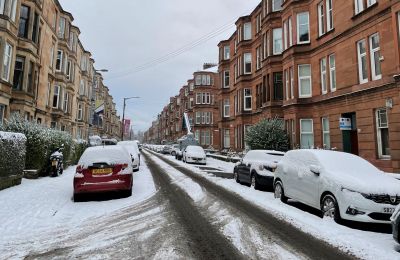 Heavy snow triggers major incident and icy chaos in the UK