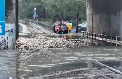 Heavy rain hits Kornos, underpass bridge shuts down