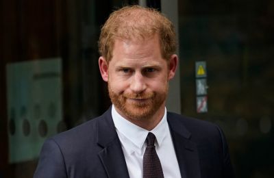 Prince Harry drops lawsuit against Daily Mail