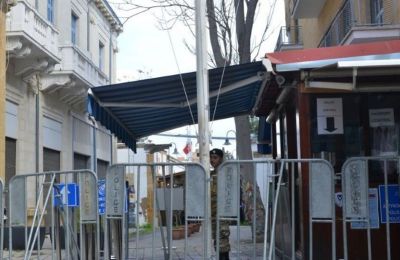 Violent confrontation at Ledra barricade leaves police officer injured