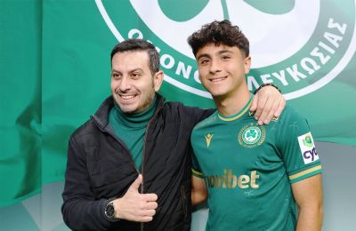 Turkish Cypriot footballer scores pro deal with Omonoia