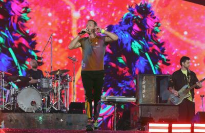 Coldplay extends Athens stay with additional concert