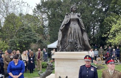 Rutland reveals first ever statue of Queen Elizabeth II