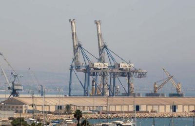Government seeks new investor for Larnaca port 
