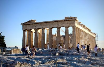 Athens shuts down archaeological sites due to extreme heat