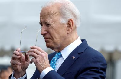 Biden faces pressure to resign immediately