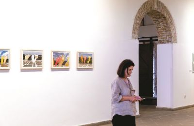 Reviving memories: Toula Liasi’s art exhibition at Larnaca Municipal Gallery