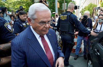 Menendez resigns from Senate after bribery conviction