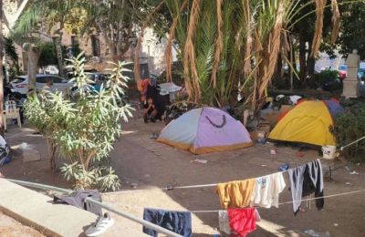 Chaos in Rhodes as migrant camps take over city center