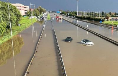 Red alert issued for Barcelona as torrential rains raise ‘extreme danger’