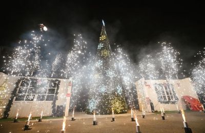 Sparkle, joy and enthusiasm at Alphamega Hypermarkets’ Christmas tree lighting ceremony