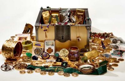 A $2 million treasure hunt begins across the U.S.