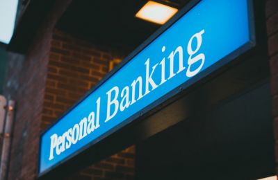 AI to shake up banking putting thousands of jobs at risk