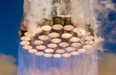 Lights, camera, debris: SpaceX starship goes kaboom! Photo credit: SpaceX X