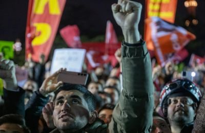 Photo of protests in Istanbul by Ozan Kose, AFP